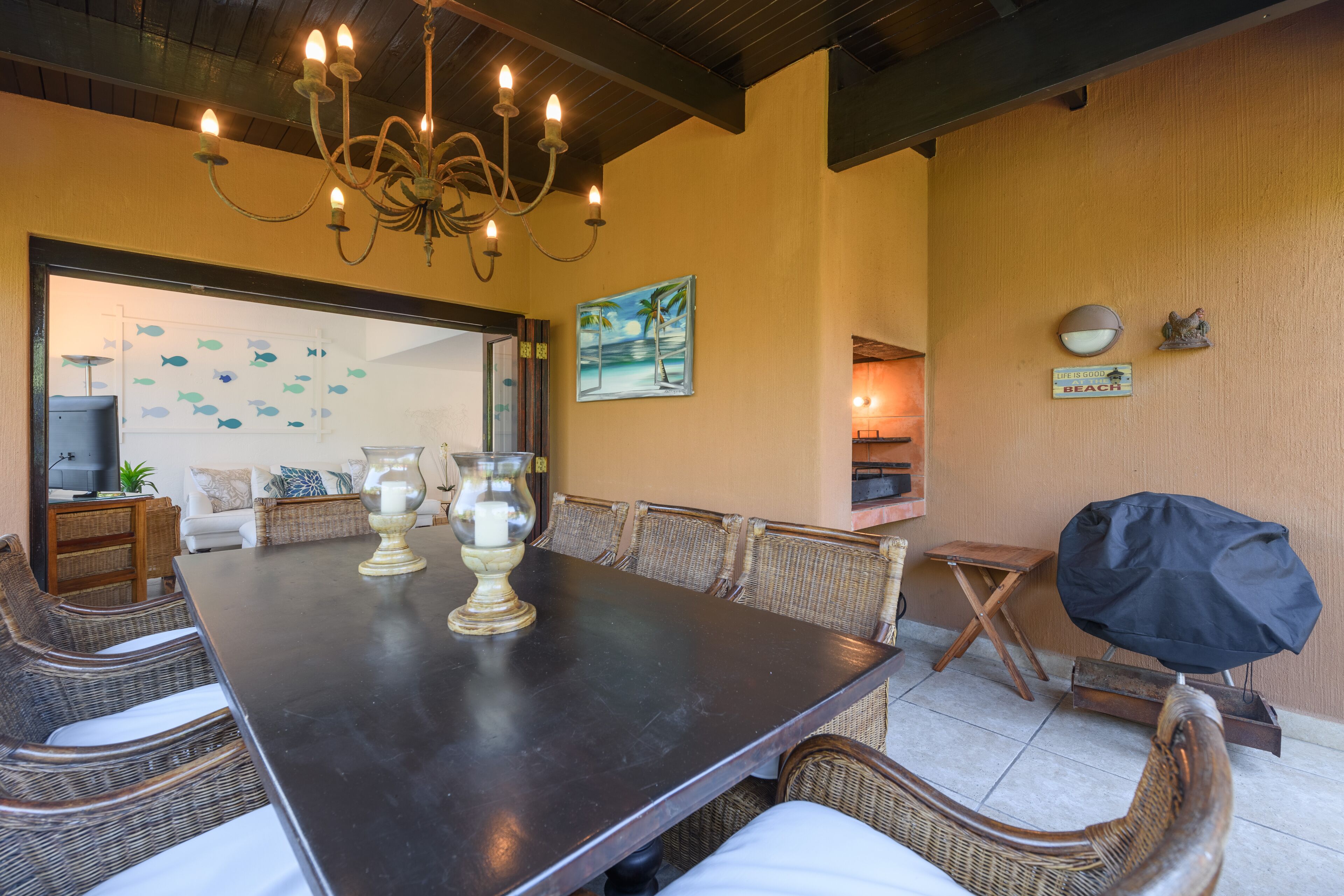 Superior Villa | In-room dining