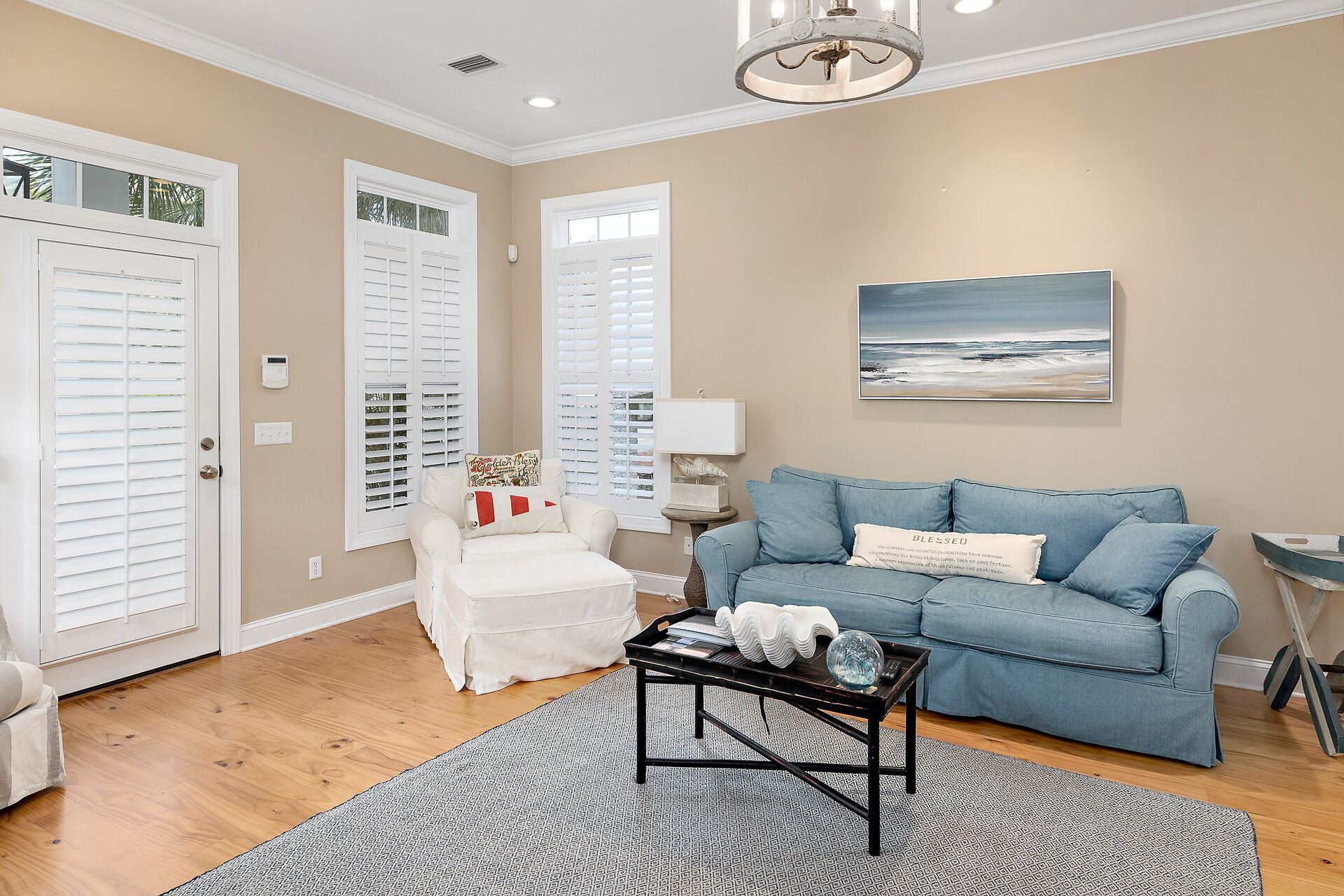 4 bedroom/3.5 bath home on East Beach.  Convenient to the beach on St Simons