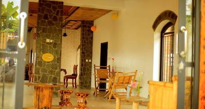 30 minutes to the Volcanoes National Park! With Bed And Breakfast