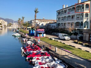 Marina - Le Marinola Empuriabrava Port - 69m2- Main canal view - Central beach 400m (Empuriabrava)