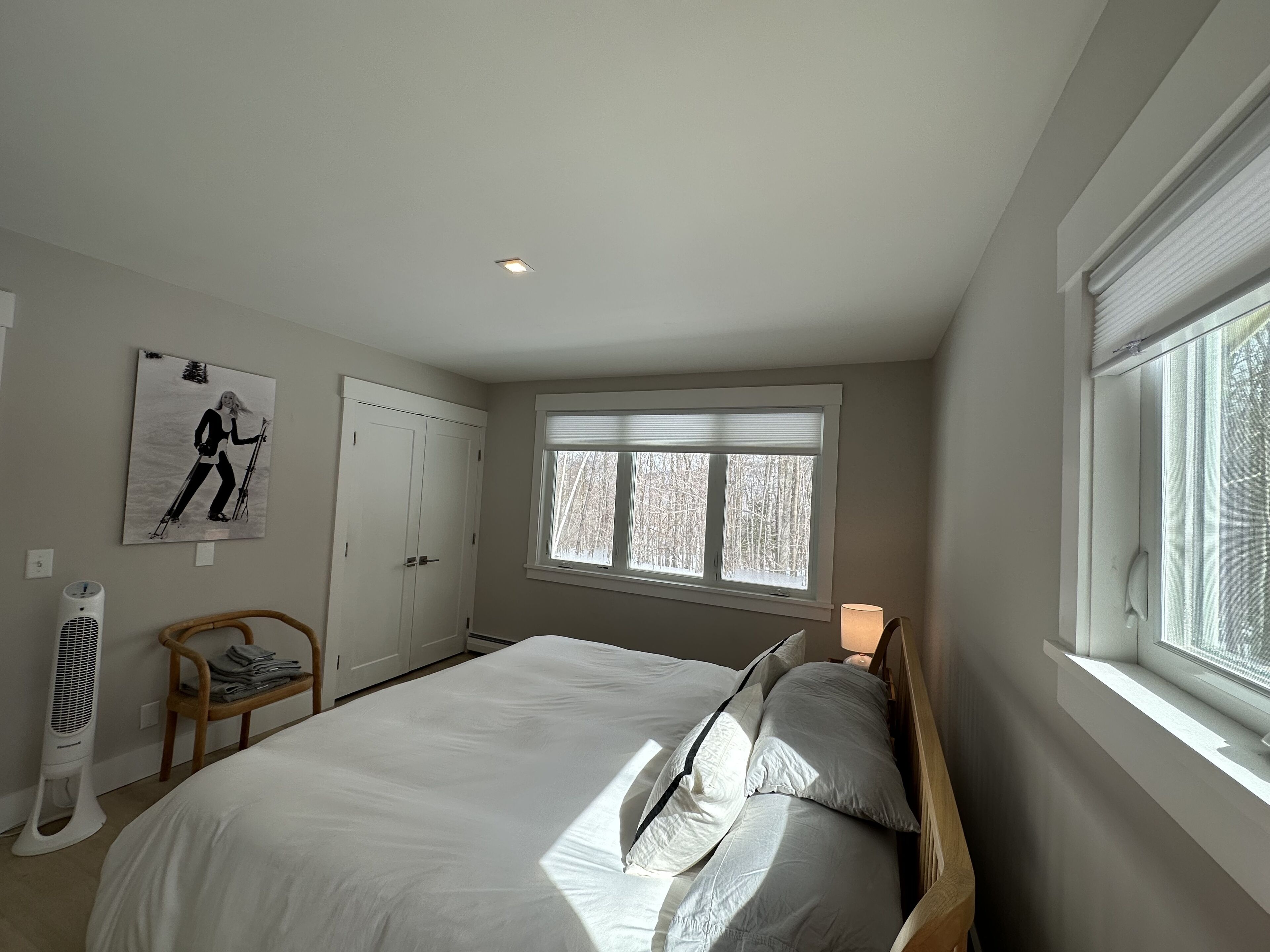 2 bedrooms, WiFi (free), bed sheets