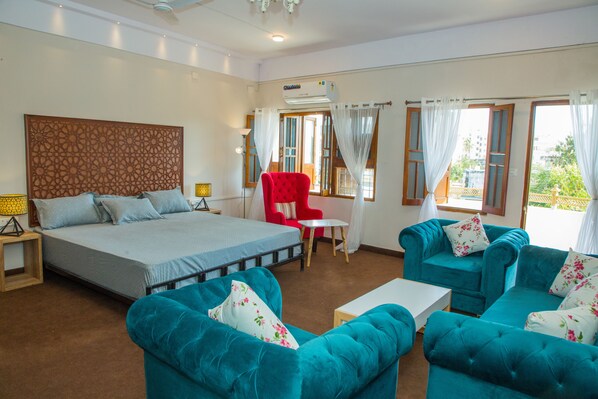 2 slaapkamers, een strijkplank/strijkijzer, gratis wifi, beddengoed