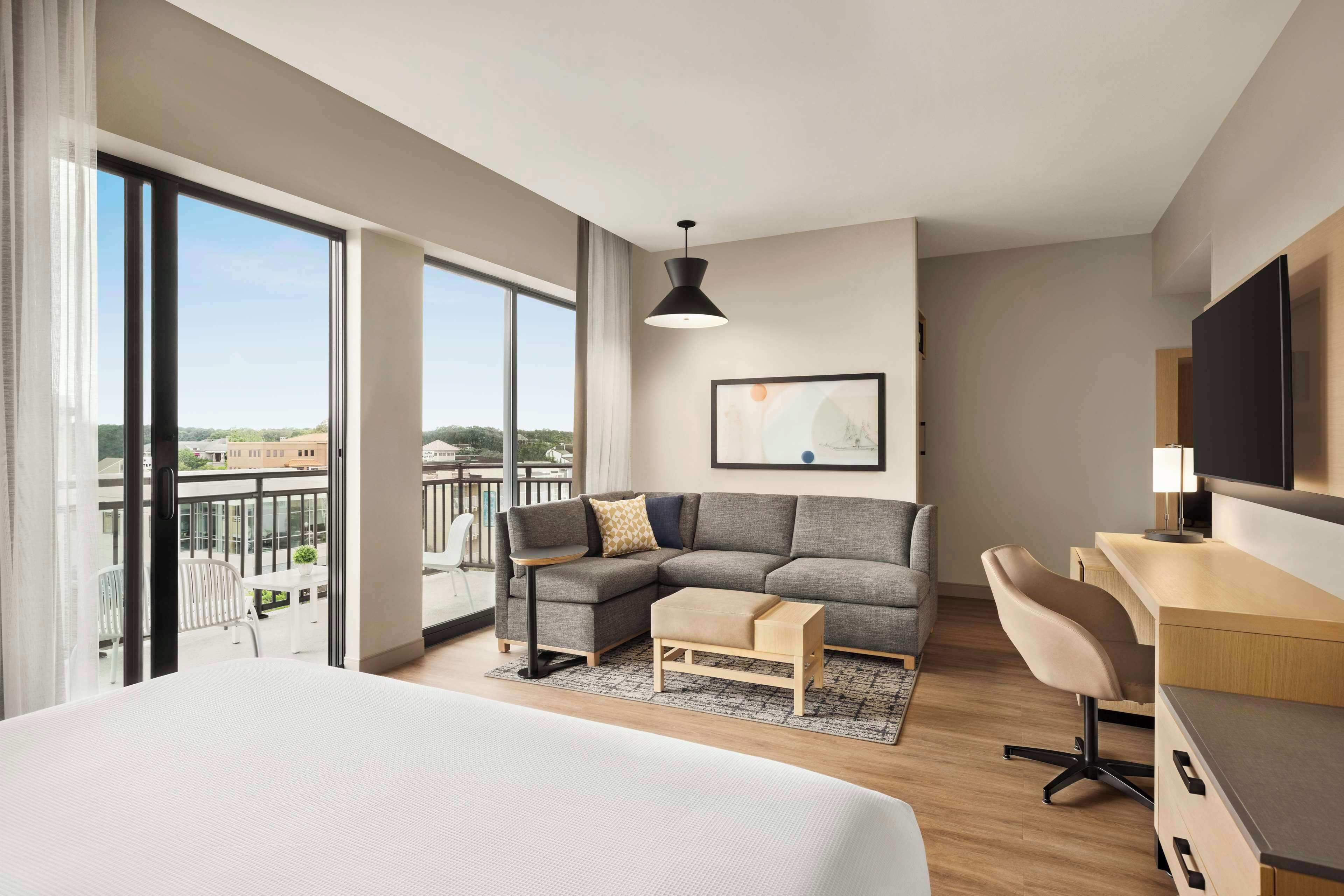 CITY VIEW 1 KING BED (PLUS SLEEPER SOFA)