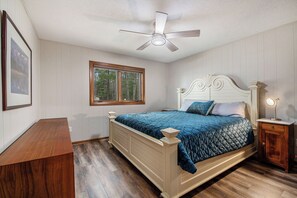 4 habitaciones, escritorio, wifi gratis y ropa de cama