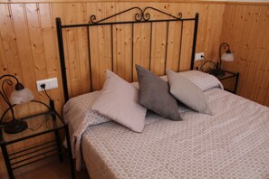 5 Schlafzimmer, Bügeleisen/Bügelbrett, Reisekinderbett, kostenloses WLAN