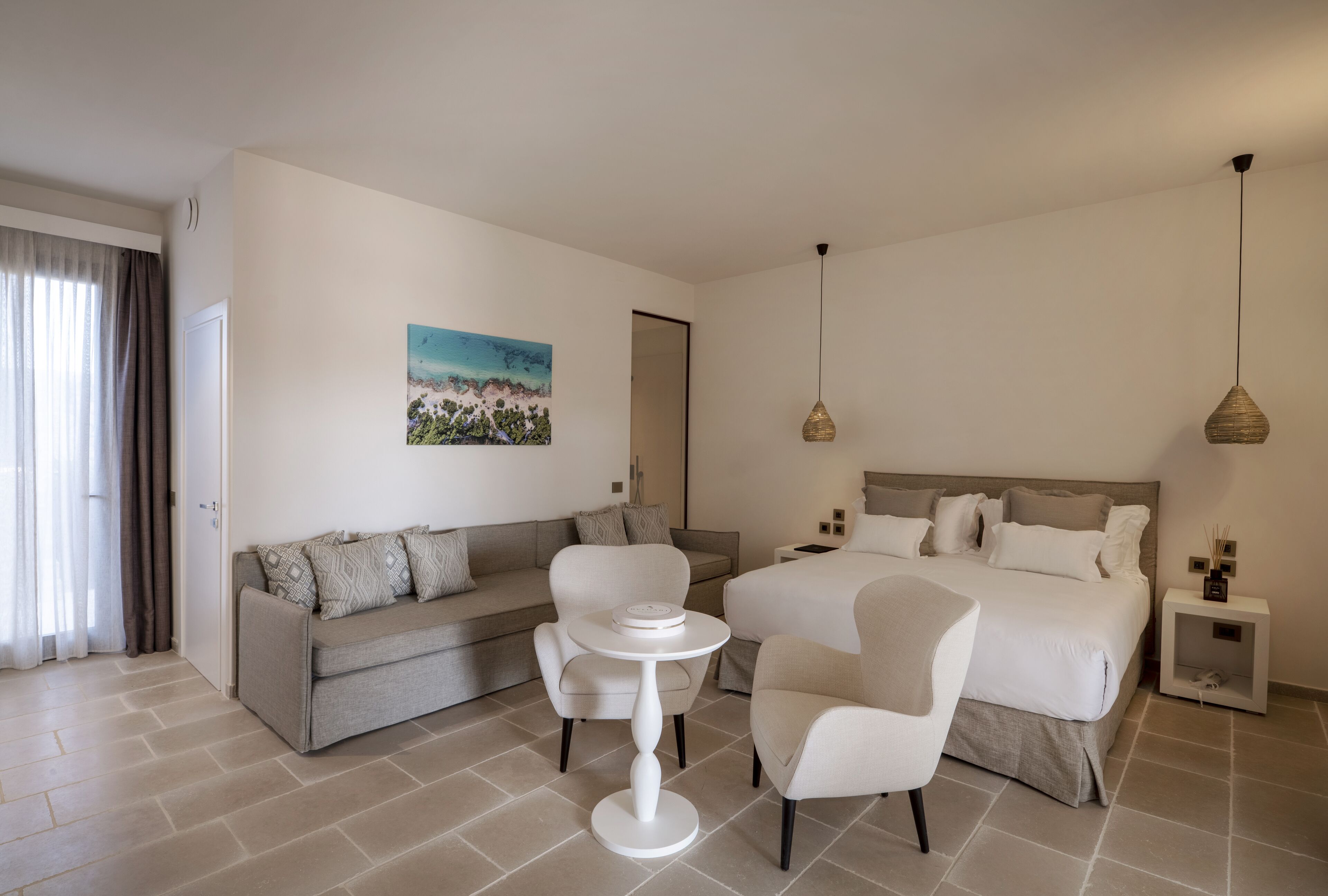 Suite, Hot Tub | Premium bedding, down comforters, memory foam beds, minibar