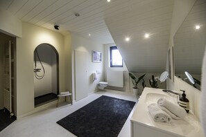 Comfort Double Room | Bathroom - Smart Bnb - Hotel Battice (Herve)