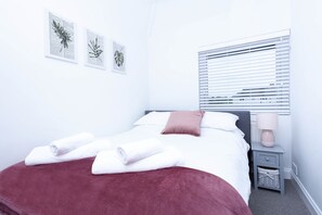 3 Schlafzimmer, Bügeleisen/Bügelbrett, Reisekinderbett, kostenloses WLAN