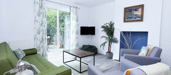 Magnolia Cove with 2 parking spaces