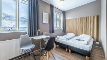 Chambre Familiale, vue montagne | 1 chambre, Wi-Fi gratuit, draps fournis