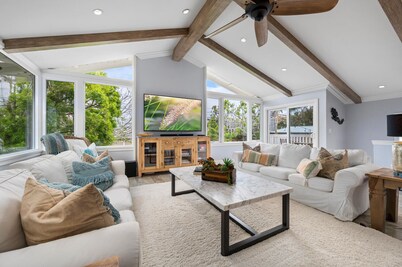 Mermaid Cottage By The Sea