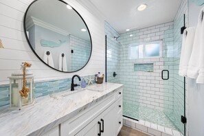 Hair dryer, towels