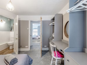 Decoración personalizada, muebles diferentes y wifi gratis