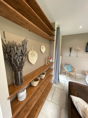 Interior - Stone farmhouse for 10 people with heated swimming pool (Trélévern)