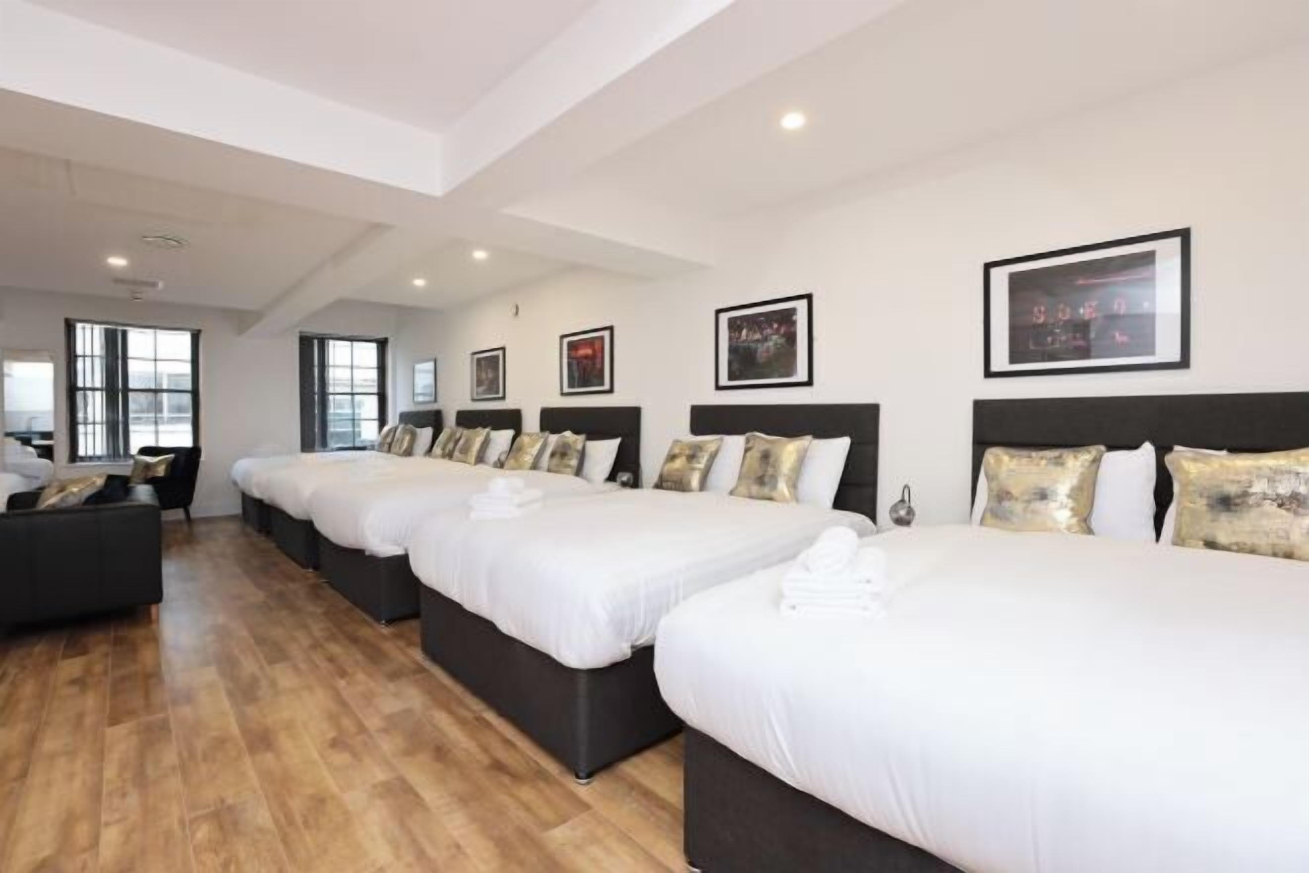 Fer et planche à repasser, Wi-Fi gratuit, draps fournis