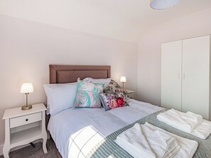 5 Schlafzimmer, kostenloses WLAN, Bettwäsche