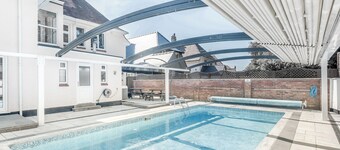 5 bedroom accommodation in Skegness