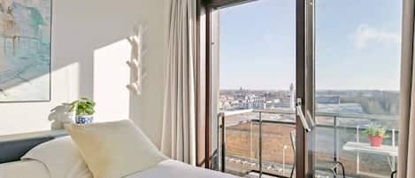 2 Schlafzimmer, Bügeleisen/Bügelbrett, Reisekinderbett, WLAN