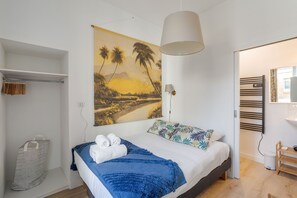 1 bedroom, iron/ironing board, free WiFi, bed sheets