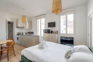 1 Schlafzimmer, Bügeleisen/Bügelbrett, kostenloses WLAN, Bettwäsche