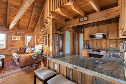 Luxury Log Cabin with Copper Tub