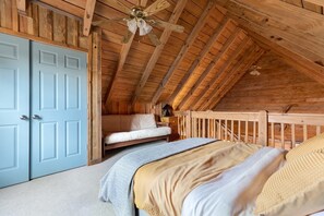 2 間睡房、熨斗/熨衫板、Wi-Fi、床單