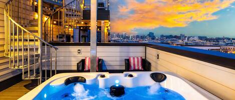 Bain à remous extérieur