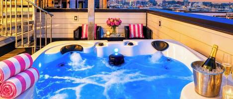 Bain à remous extérieur