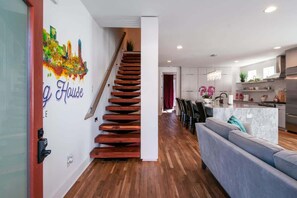 Interior - Nashville’s Big Bash double rooftop decks, wet bar, game room near Broadway (Nashville)