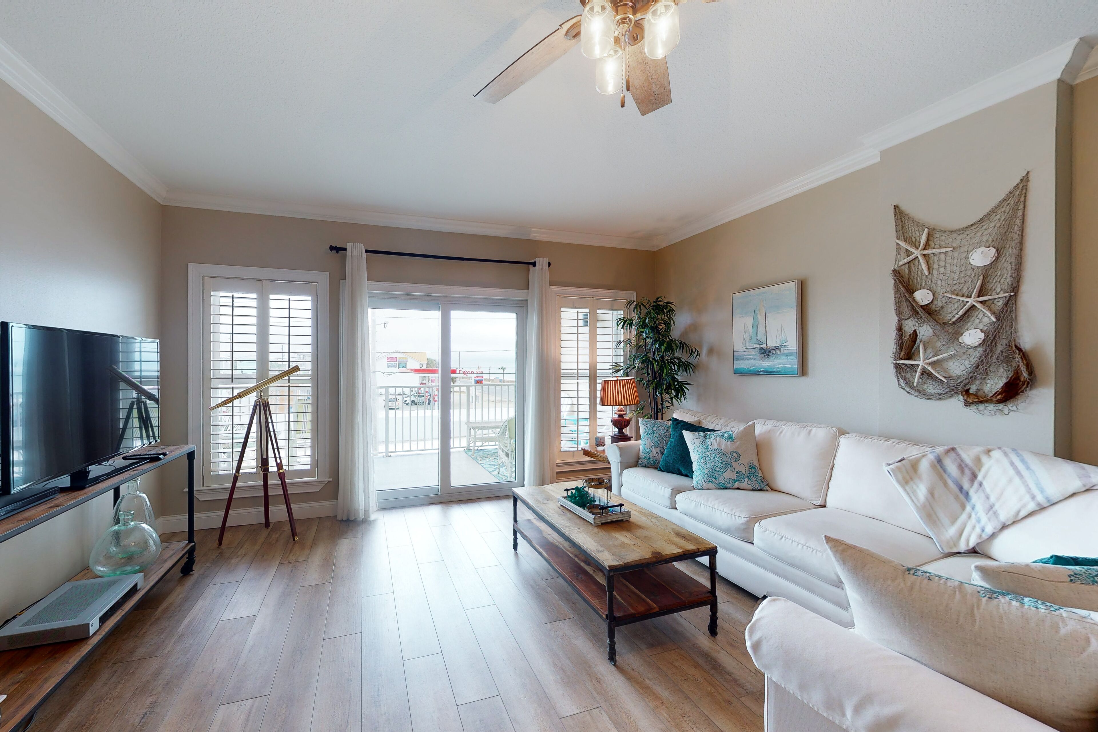 Second Floor Ocean View Condo with WiFi, Private Washer/Dryer, and Central AC