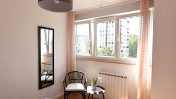 Apartment (One Bedroom Apartment) | Pemandangan dari bilik