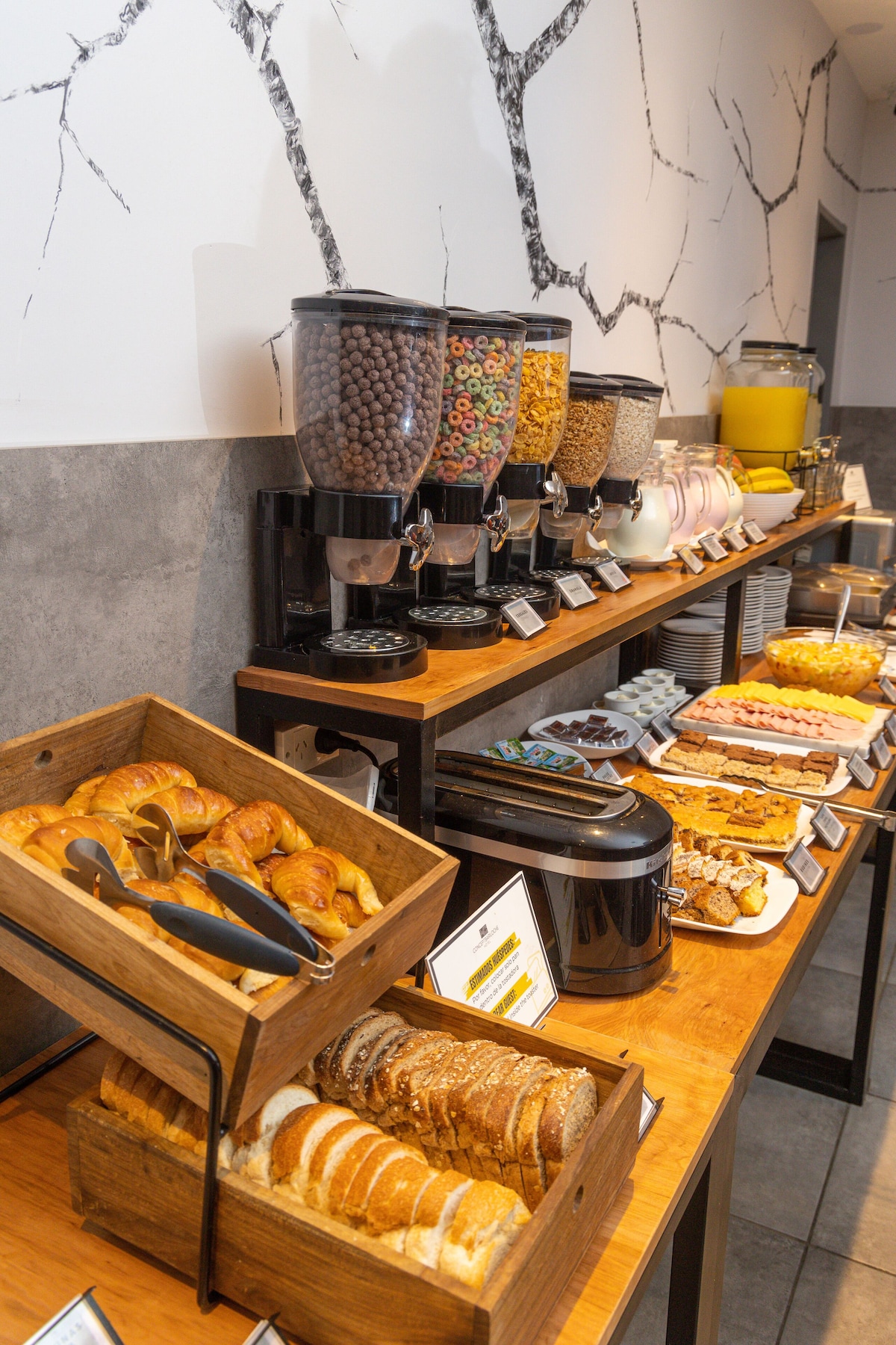 Desayuno bufé gratuito y diario