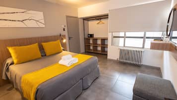 Ropa de cama de alta calidad, cubrecamas y colchones con pillow-top