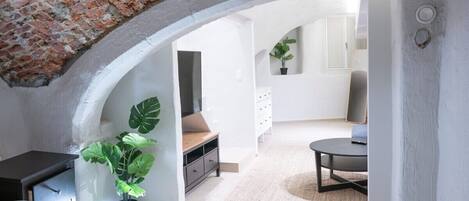 1 bedroom, iron/ironing board, travel cot, WiFi