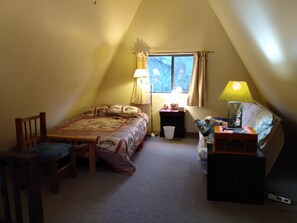 1 habitación, escritorio, wifi gratis y ropa de cama