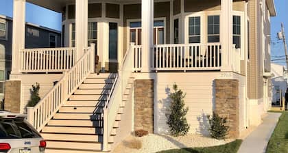 Beautiful Newer Construction 5 BR 3.5 bath