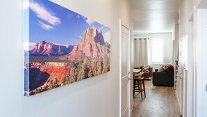 55-inch flat-screen TV with digital channels, TV - Desert Sky by Freedom Vacation Rentals (Washington)