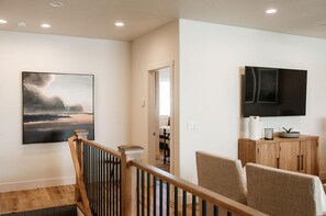 Living room - Hygge House by Freedom Vacation Rentals (Washington)