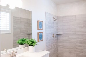 Townhome, 3 Bedrooms | Bathroom - The Retreat by Freedom Vacation Rentals (Washington)