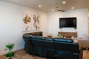 Townhouse, 4 soverom | Oppholdsrom