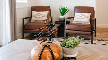 Townhome, 3 Bedrooms | Living room