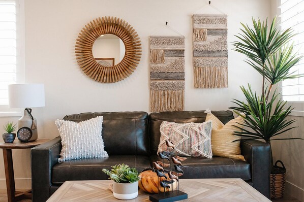 Townhome, 3 Bedrooms | Living room - Color Country by Freedom Vacation Rentals (Washington)