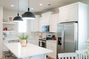 Townhome, 3 Bedrooms | Private kitchen - The Happy Place by Freedom Vacation Rentals (Washington)