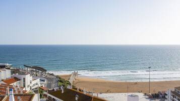 Beach nearby, beach towels