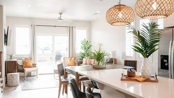 Townhome, 3 Bedrooms | Living room