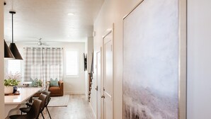 Unclassified image, 4 of 51, button - The Monroe by Freedom Vacation Rentals (Washington)
