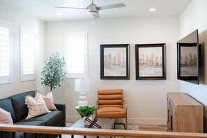 Townhome, 3 Bedrooms | Living room