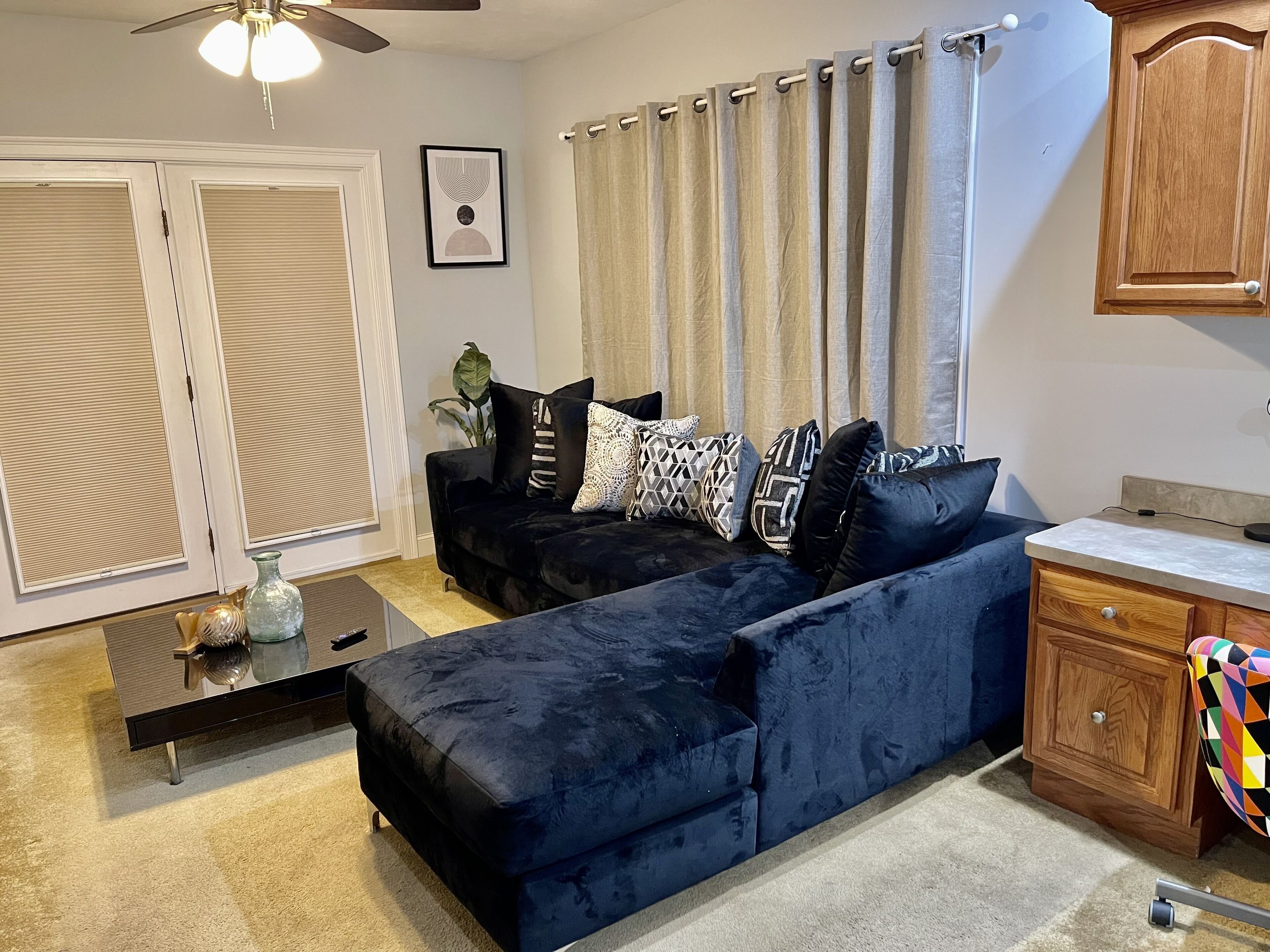 VERY LUXURIOUS QUIET AND PEACEFUL APARTMENT ..PRIVATE ENTRANCE