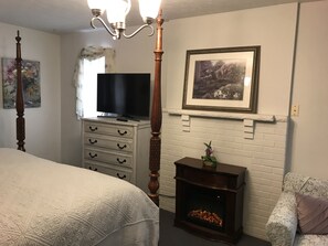 1 bedroom, desk, iron/ironing board, free WiFi