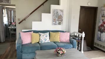Smart TV, fireplace, printers